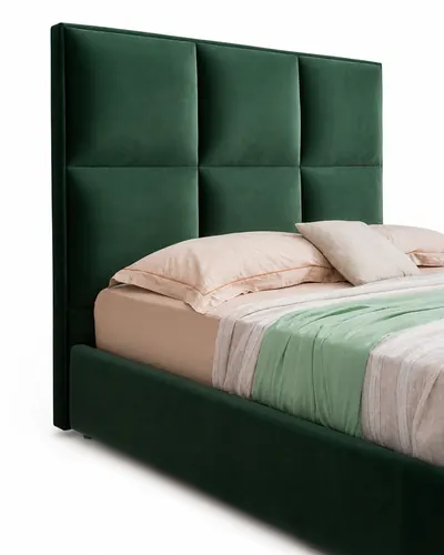 Détail de la tête de lit et de la ceinture latérale du lit LORIS en velours vert