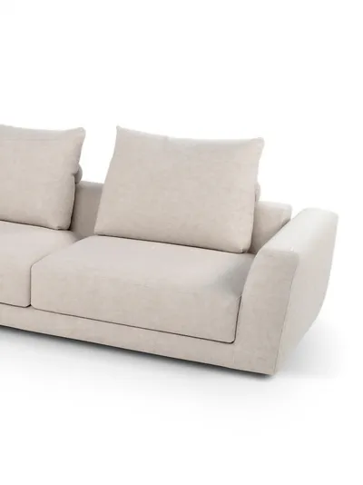 Ecksofa CALADRIA, Nahaufnahme von Sitz und Armlehne mit LEGEND-Stoff